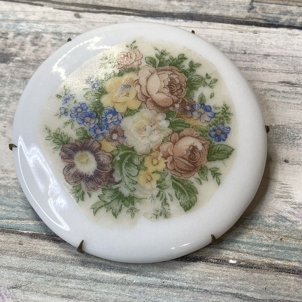 Estate  Hand Painted Porcelain Flowers Brooch‎ Pin Multi-colors Gold Tone